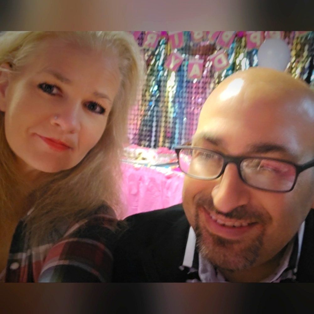 Meet your Posher, Victor and Carrie